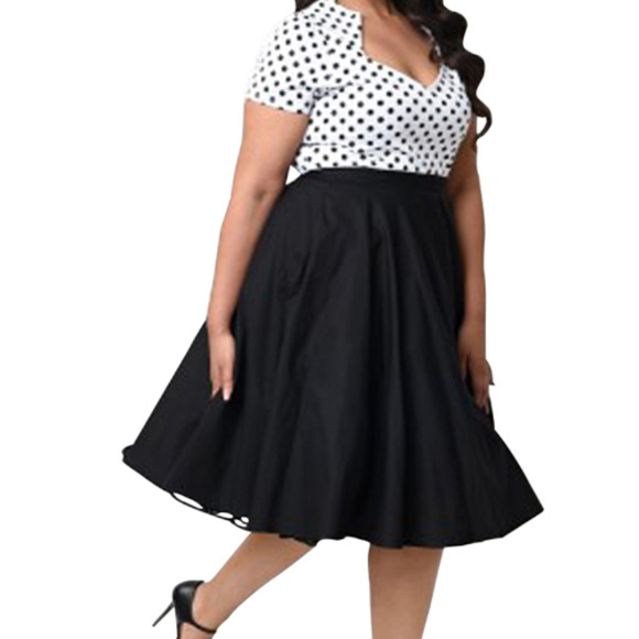White Plus Size 1950'S Vintage V Polka Dot dress - Picture 1 of 1
